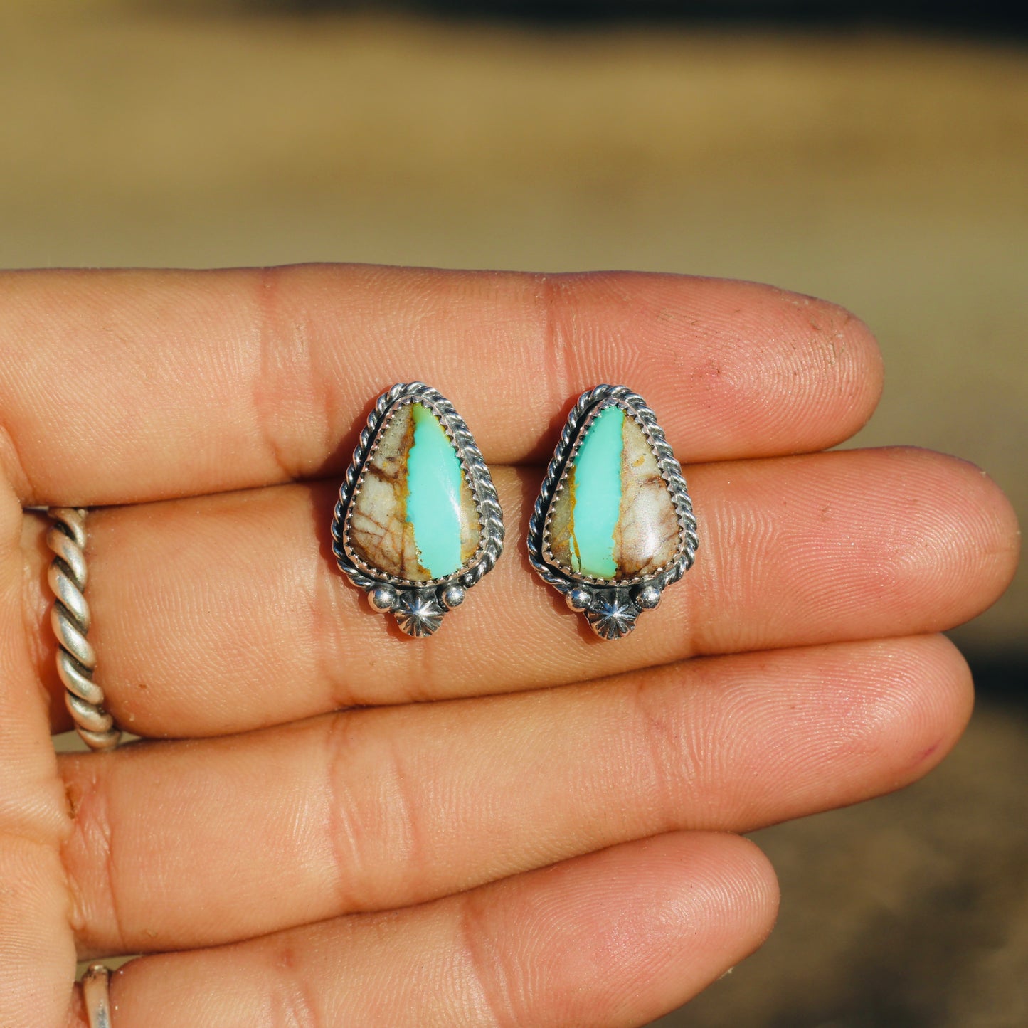 Royston Ribbon Studs