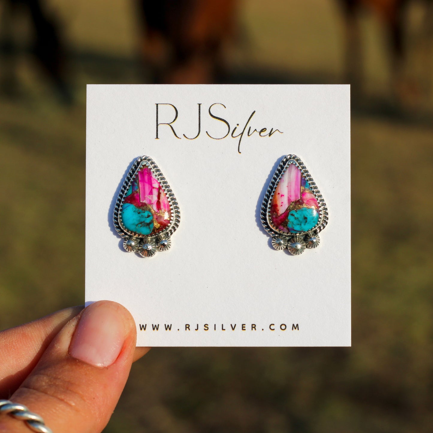 Pink Spiny Oyster & Turquoise Studs