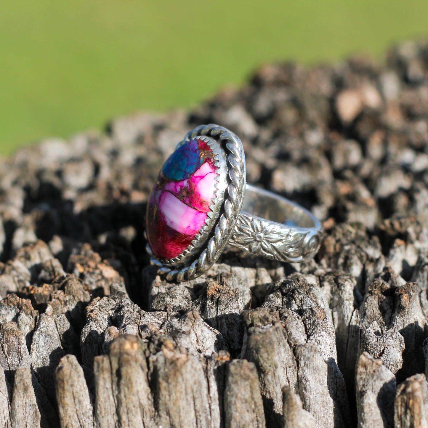 Pink Spiny Oyster Ring