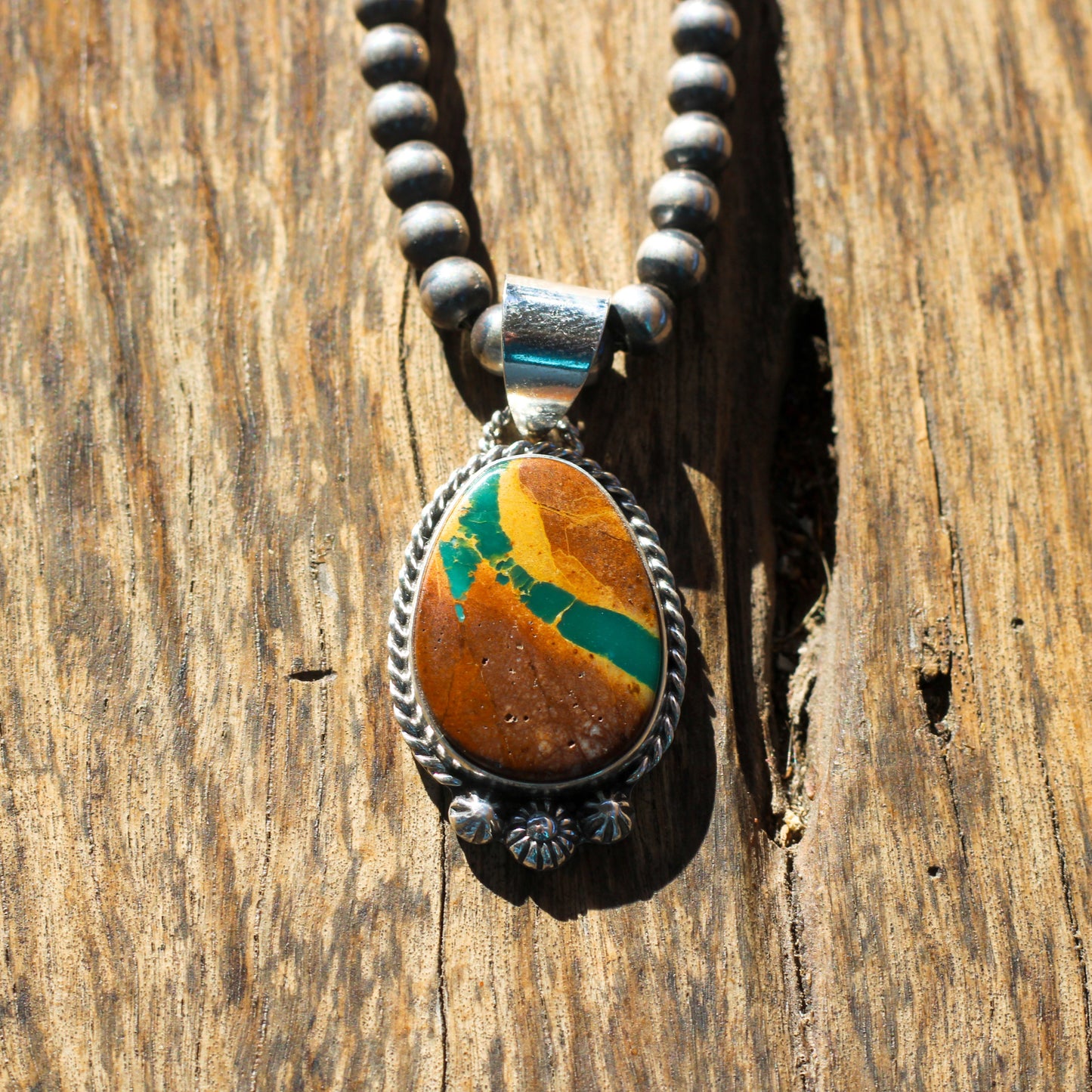 Royston Ribbon Pendant